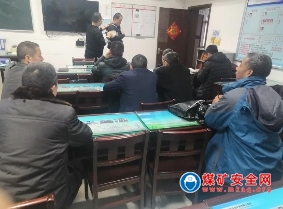 唐口煤業：推行班前教育學習授課模式