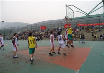 2011-2012中國礦業大學校園籃球賽火熱進行中