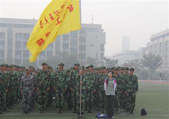 中國礦大礦業學院在第二次軍訓隊列會操表現突出