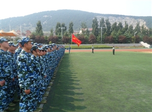 中國礦業大學資源學院13級新生軍訓拉開帷幕