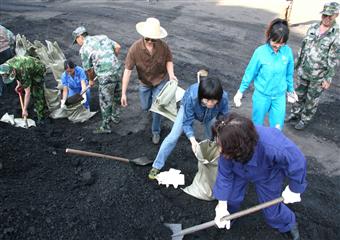 攀煤精煤分公司拉響矸石山應急演練警報