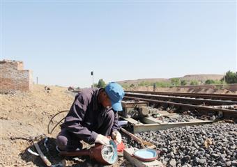 國電平莊煤業鐵路運輸分公司質量標準化“工作程序化，施工標準化”