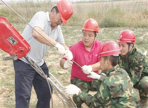 澄合電力中心對澄合主供電網更換新拉線