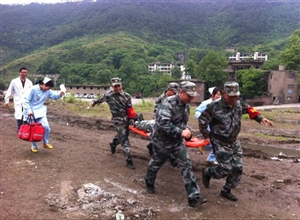 華鎣山廣能公司總醫院參加抗禦特大地質災害綜合演練