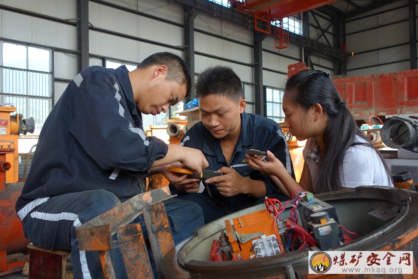 船景公司加大電氣設備修舊利廢力度