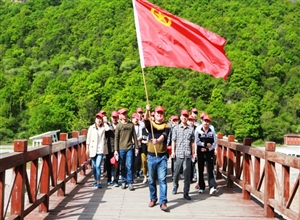 讓火紅的旗幟飄揚的更高更遠——陝煤銅川礦業下石節礦發揮群團工作優勢推動企業逆勢前行側記