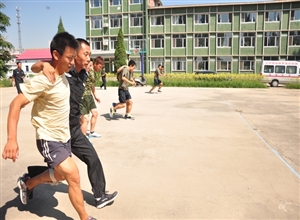 救護大隊舉辦《全民健身日》趣味運動會