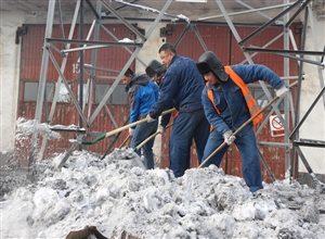 天業燃運公司全員參與 打響春季清雪攻堅戰