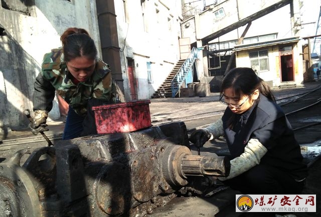 鶴煤三礦“零”理念提高回收複用率