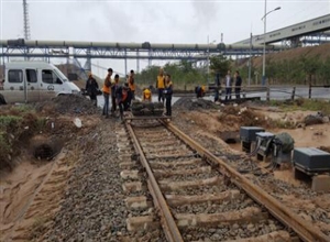 寧東鐵路公司搏擊風雨戰洪水 精誠團結保安全