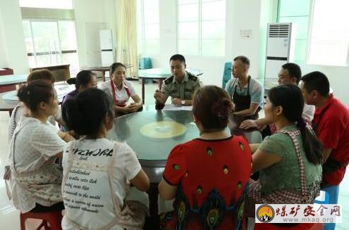 川煤集團芙蓉救消大隊駐礦中隊反應迅速 撲滅火災