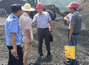 休寧縣齊雲山鎮：聯合檢查築牢高溫天氣安全生產防護網